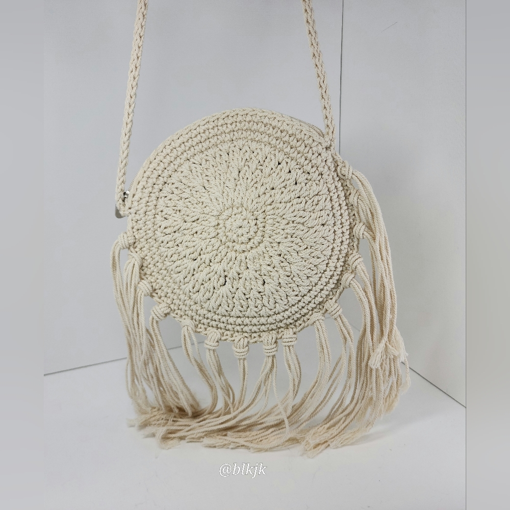Sun n Sand Crossbody Crochet Fringe Bag *Natural* EUC - Picture 3 of 9